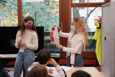 Image / illustration